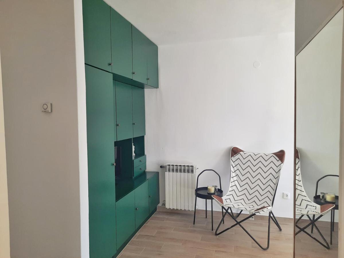Apartment Nino In Pula Exterior foto